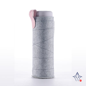 inu! Crystal Water Bottle Sleeve - Light Grey with Pink Loop